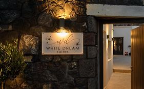 White Dream Suites